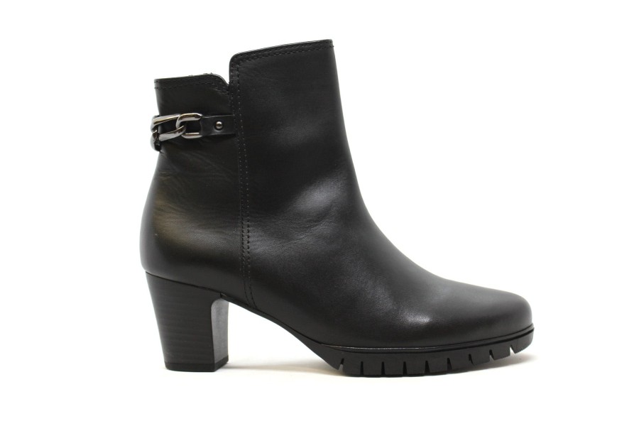 Booties Gabor | Gabor 92.071 Black Boot W/Heel & Chain